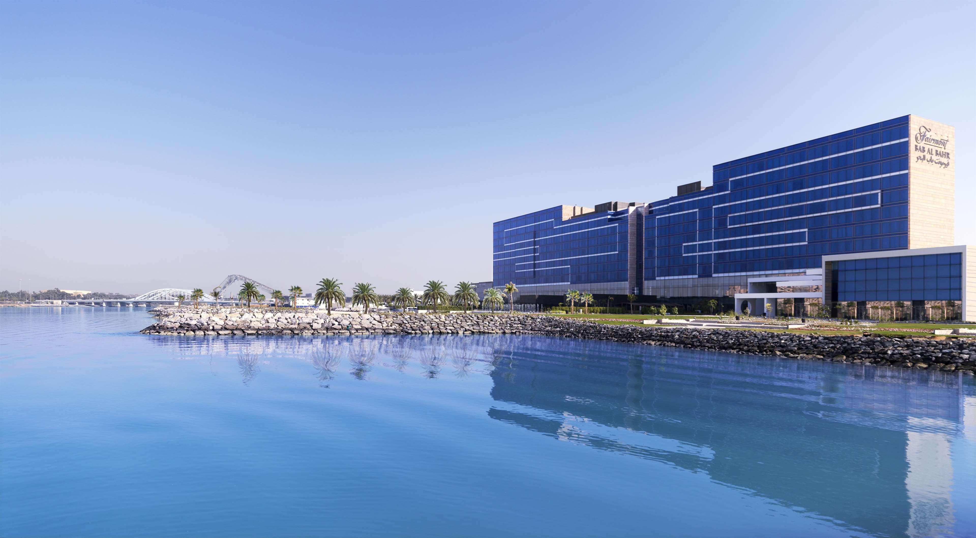 แฟร์ม้อนท์ แบบ ออล บาห์ร Hotel อาบูดาบี ภายนอก รูปภาพ The Ritz-Carlton, DIFC