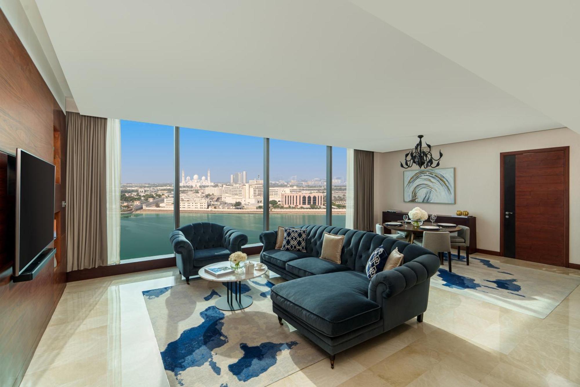 แฟร์ม้อนท์ แบบ ออล บาห์ร Hotel อาบูดาบี ภายนอก รูปภาพ A suite at Jumeirah at Etihad Towers